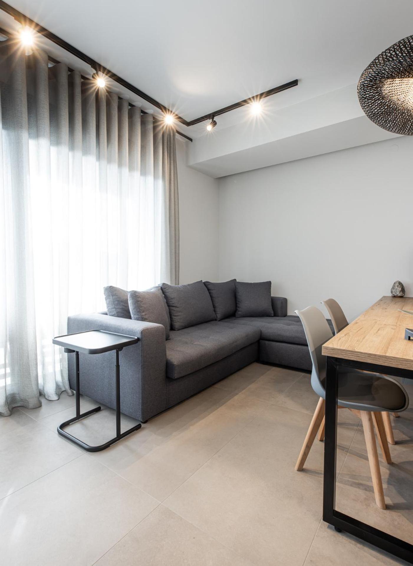Cozy Apartment In Kalamaria, Thessalonique Extérieur photo