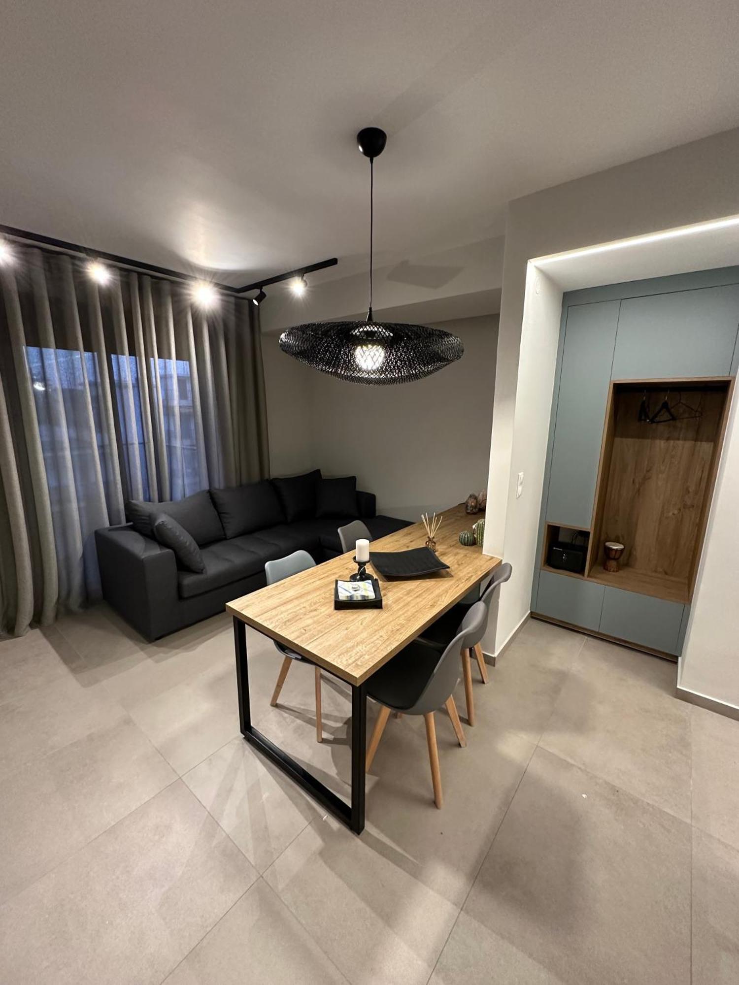 Cozy Apartment In Kalamaria, Thessalonique Extérieur photo
